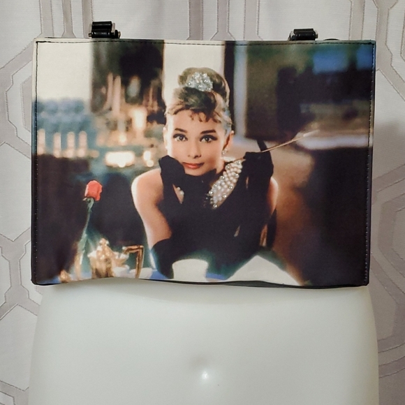 Breakfast at Tiffany's rhinestone purse - Picture 2 of 11